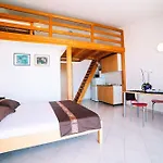 In With Sea View, Terrace, Air Conditioning, Wifi 4167-6 شقة