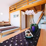 شقة In With Sea View, Terrace, Air Conditioning, Wifi 4167-6