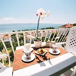 شقة In With Sea View, Terrace, Air Conditioning, Wifi 4167-6 Duće