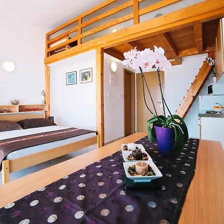 شقة In With Sea View, Terrace, Air Conditioning, Wifi 4167-6